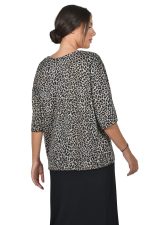 Short sleeve animal print knitted top - Image 2