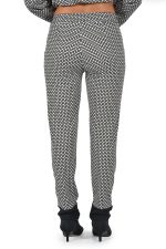 Oversized top with assorted cigarette pants - Image 5