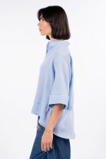 Φαρδιά πουκαμίσα από γαλάζια γάζα - Image 2