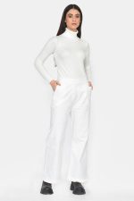Λευκό τζην παντελόνι σε φαρδιά ίσια γραμμή