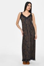 Φόρεμα σε εμπριμέ μαγιόπανο με δαντέλα